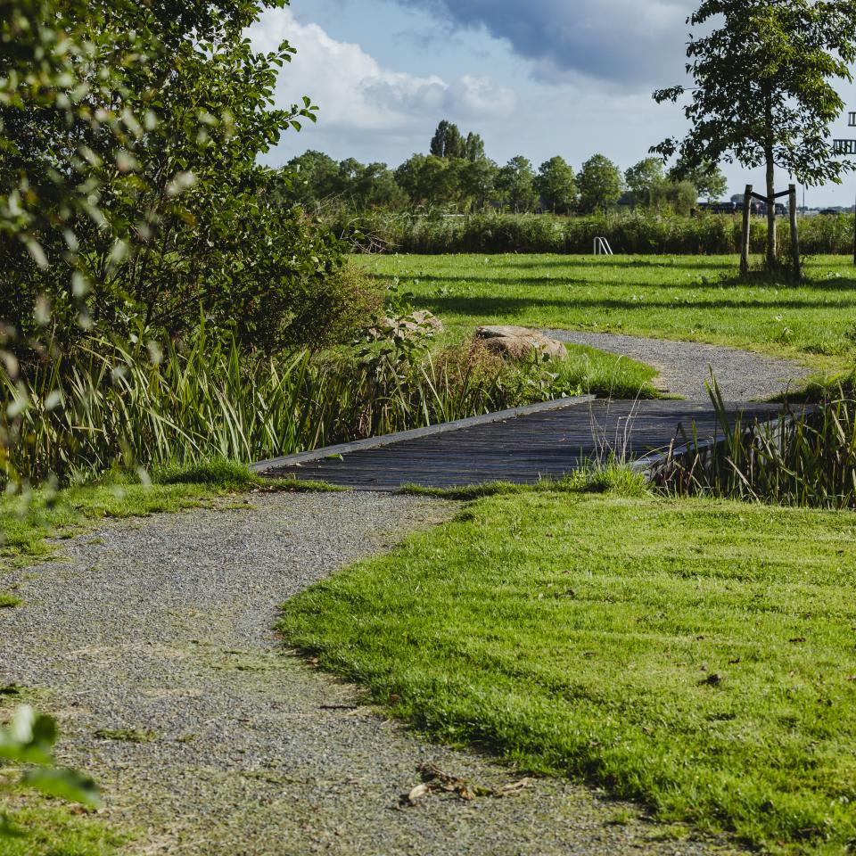 Het rolstoelvriendelijke wandelpad